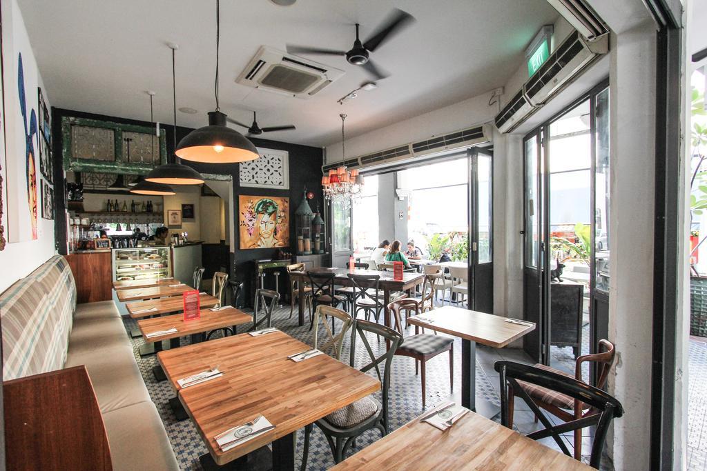 Rabbit Carrot Gun Aparthotel Singapore Exterior photo